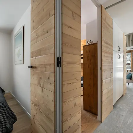 - Renove Proche Pistes Avec Balcon Et Parking - Fr-1-623-92 Les Gets