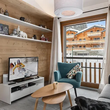 Apartment - Renove Proche Pistes Avec Balcon Et Parking - Fr-1-623-92 *